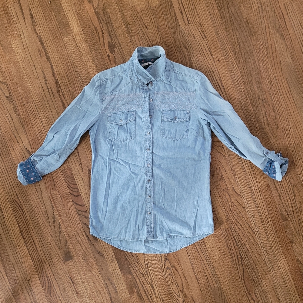 100% cotton button up